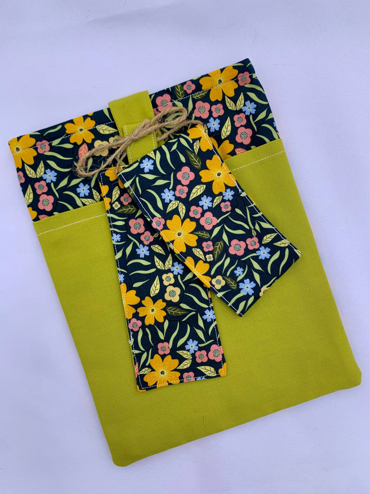 Green Floral Book Sleeve Set