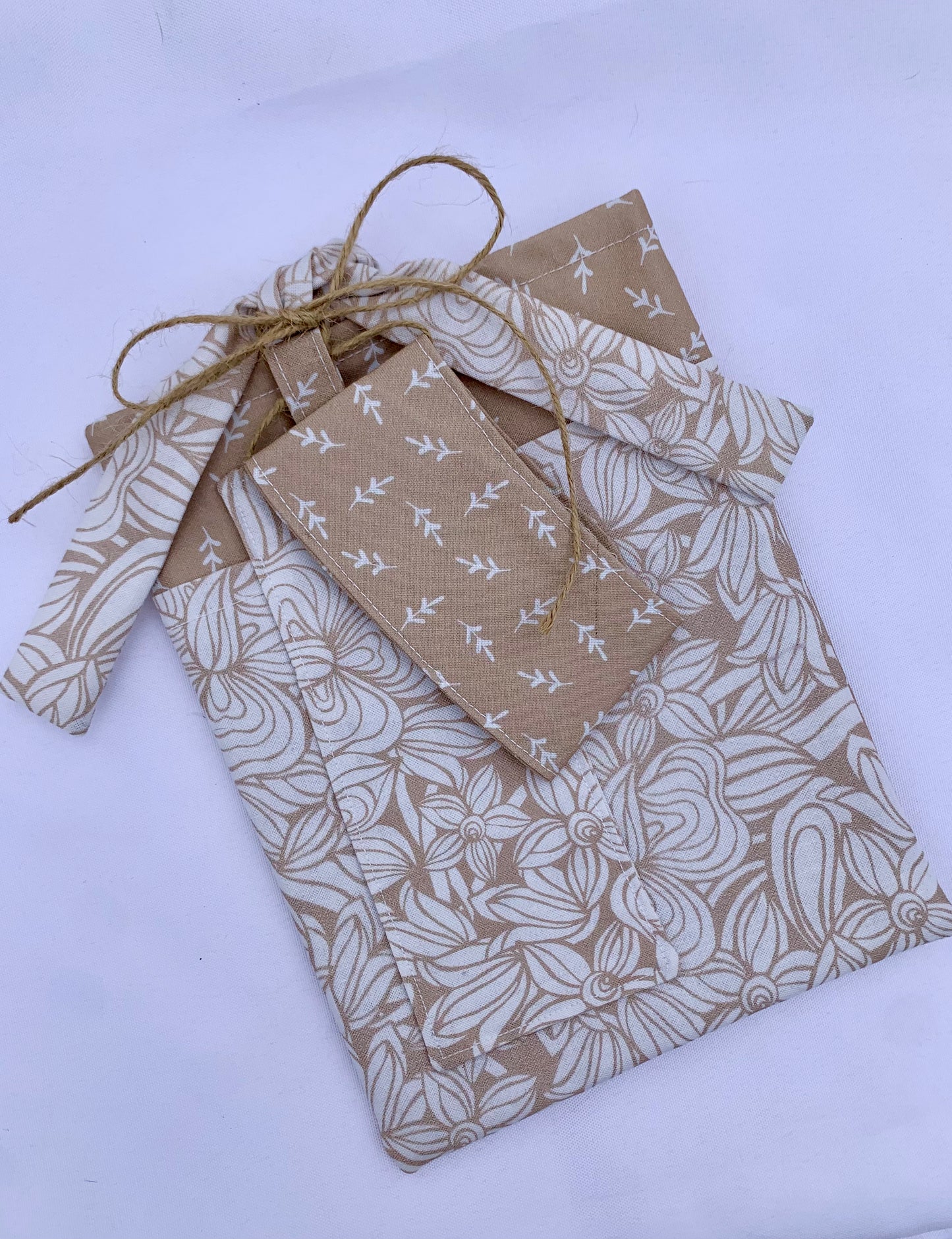 Neutral Floral Book Sleeve Set